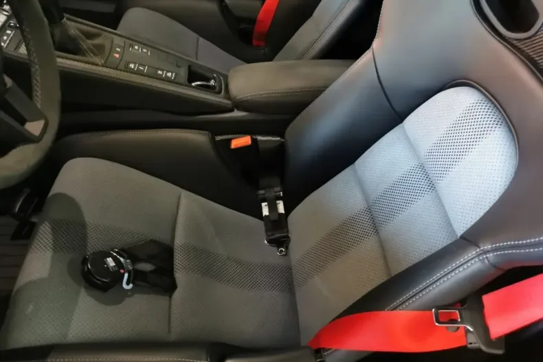 Porsche Cayman din 2022 cu 3.900 km - oferta POR156879 - foto 11