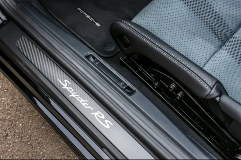 Porsche Boxster din 2024 cu 9.780 km - oferta POR156880 - foto 19