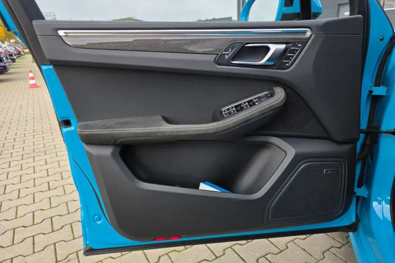 Porsche Macan din 2023 cu 36.652 km - oferta POR156887 - foto 23