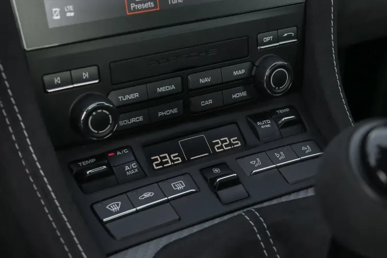 Porsche Cayman din 2024 cu 12.600 km - oferta POR156888 - foto 24