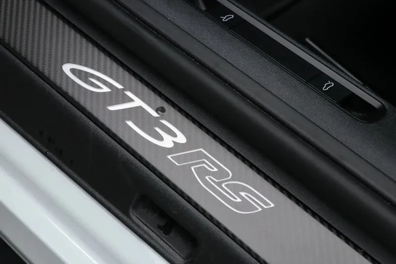 Porsche 992 din 2024 cu 5.400 km - oferta POR156890 - foto 22