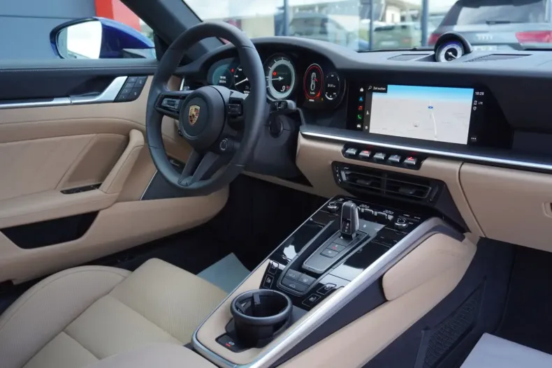 Porsche 992 din 2024 cu 1.100 km - oferta POR156891 - foto 11