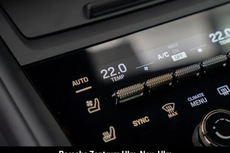 Porsche Macan din 2024 cu 1.350 km - oferta POR156893 - foto 30