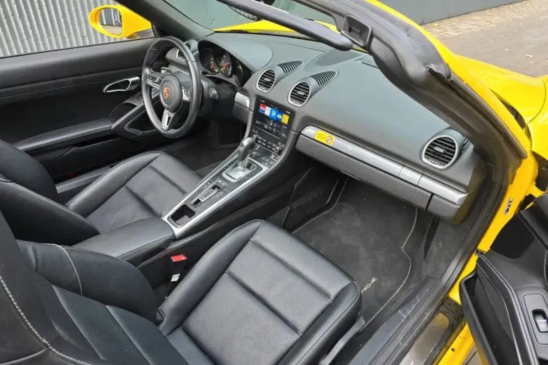 Porsche Boxster din 2024 cu 16.300 km - oferta POR156895 - foto 11