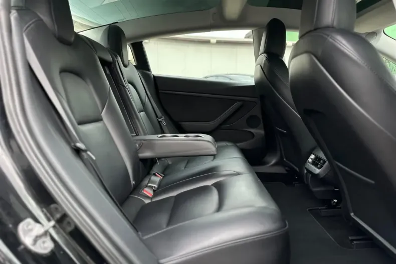 Tesla Model 3 din 2021 cu 57.793 km - oferta TES156896 - foto 27