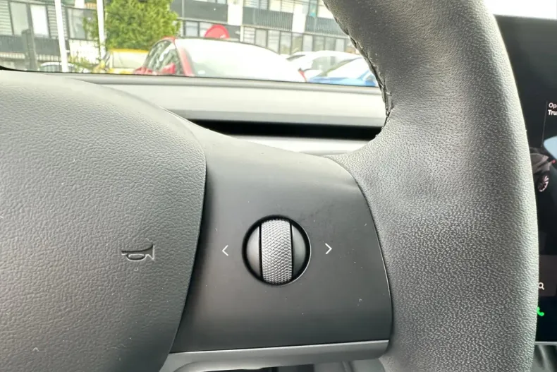 Tesla Model 3 din 2021 cu 57.793 km - oferta TES156896 - foto 33