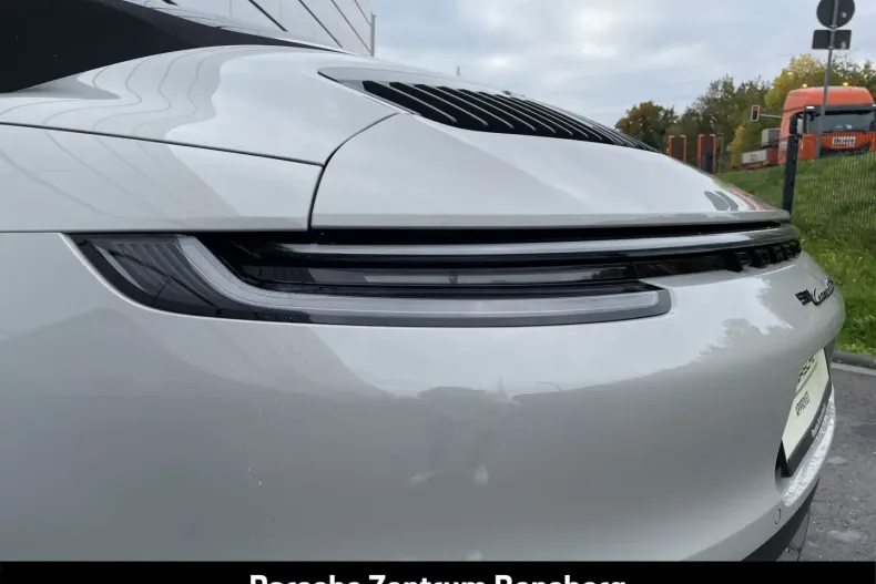 Porsche 992 din 2022 cu 17.600 km - oferta POR156903 - foto 10