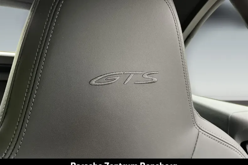 Porsche 992 din 2022 cu 17.600 km - oferta POR156903 - foto 24