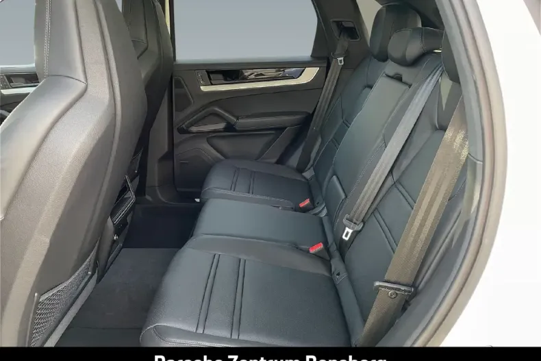 Porsche Cayenne din 2024 cu 6.400 km - oferta POR156904 - foto 19