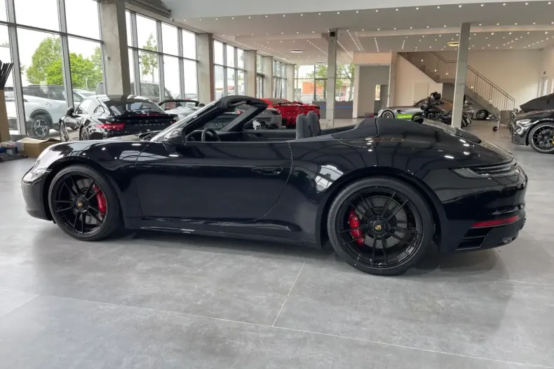 Porsche 992 din 2024 cu 3.700 km - oferta POR156909 - foto 9