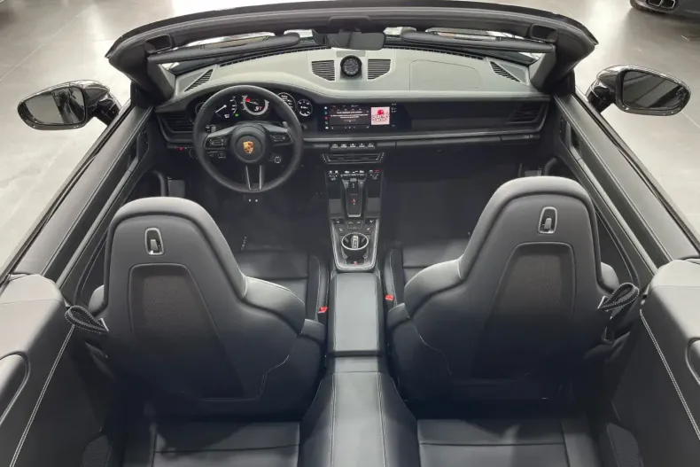 Porsche 992 din 2024 cu 3.700 km - oferta POR156909 - foto 14