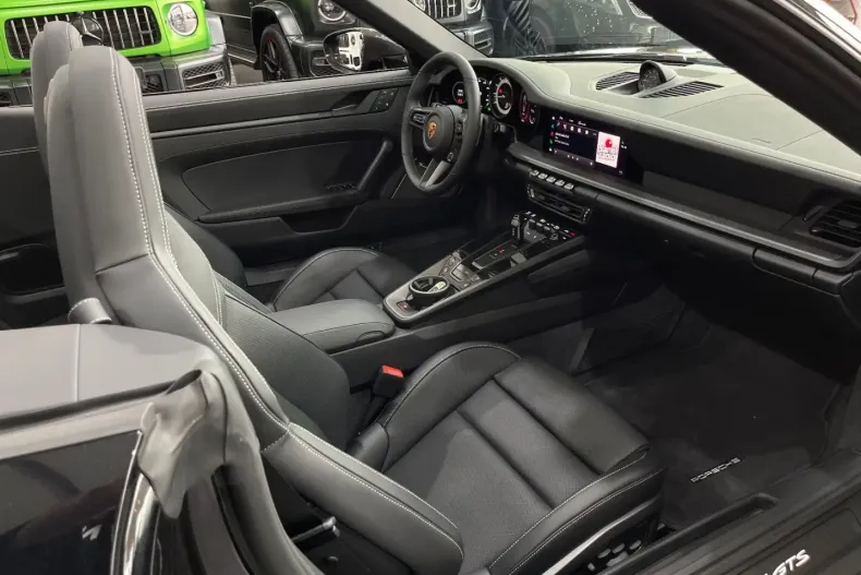 Porsche 992 din 2024 cu 3.700 km - oferta POR156909 - foto 19