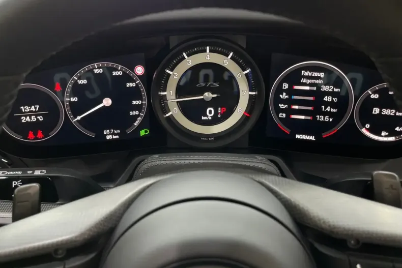 Porsche 992 din 2024 cu 3.700 km - oferta POR156909 - foto 24