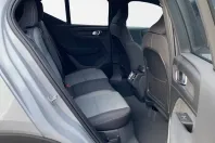 Volvo XC40 din 2024 cu 12.200 km - oferta VOL156912 - foto 9