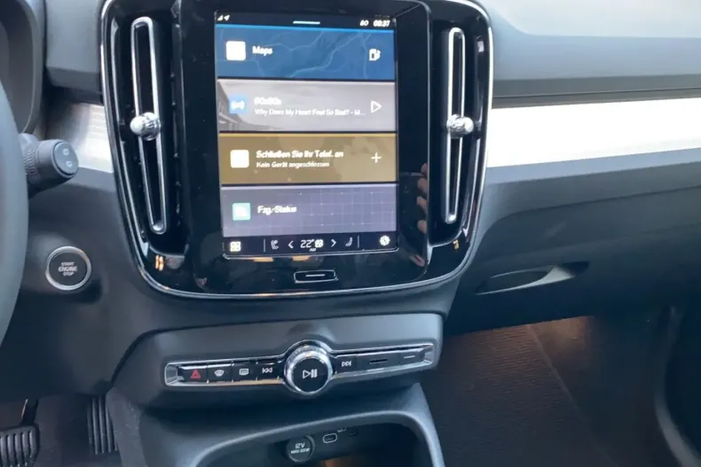 Volvo XC40 din 2024 cu 12.200 km - oferta VOL156912 - foto 14