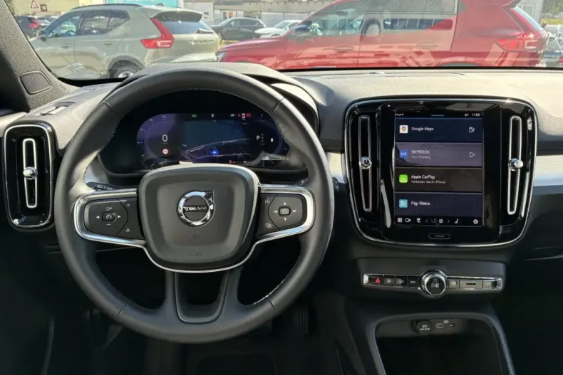 Volvo XC40 din 2024 cu 13.107 km - oferta VOL156913 - foto 14