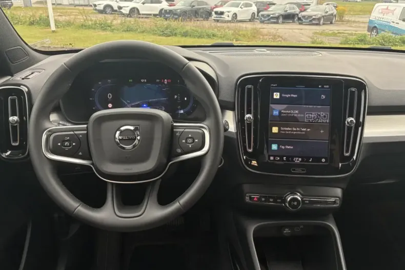 Volvo XC40 din 2024 cu 16.818 km - oferta VOL156914 - foto 16