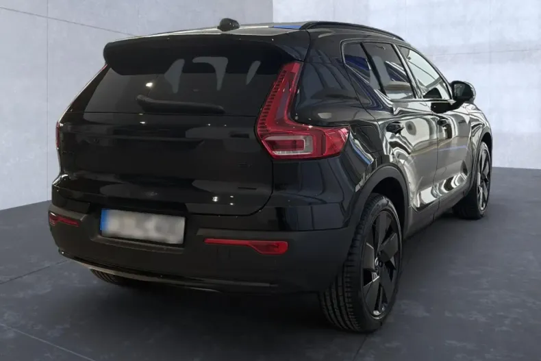 Volvo XC40 din 2024 cu 15.000 km - oferta VOL156916 - foto 3