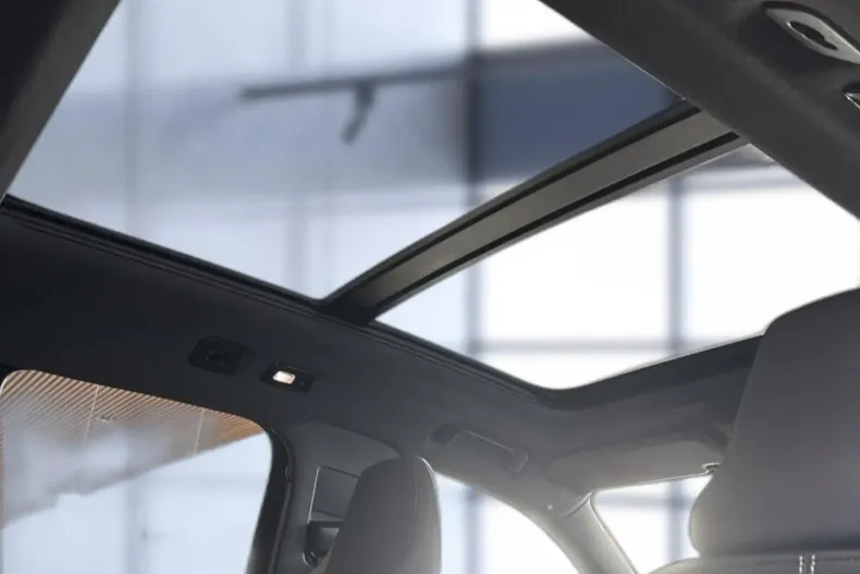 Volvo XC40 din 2024 cu 15.000 km - oferta VOL156916 - foto 19