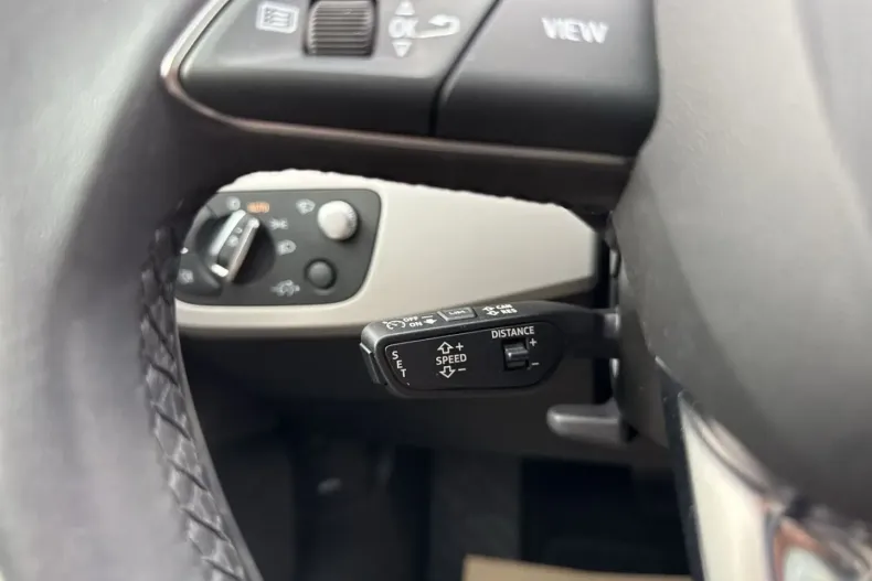 Audi A4 din 2022 cu 68.911 km - oferta AUD156917 - foto 11