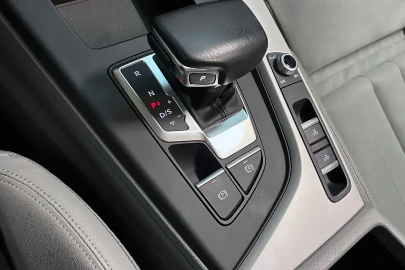 Audi A5 din 2022 cu 42.599 km - oferta AUD156920 - foto 18