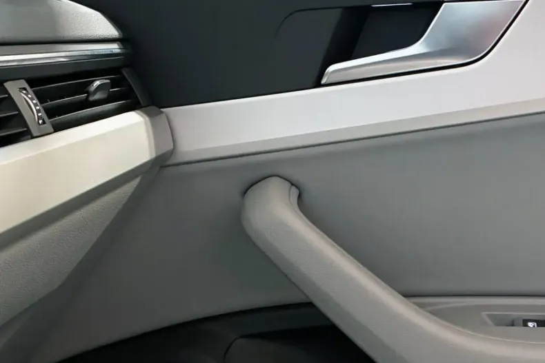 Audi A5 din 2022 cu 42.599 km - oferta AUD156920 - foto 21