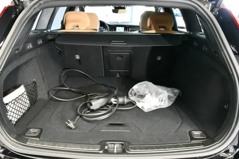 Volvo V60 din 2025 cu 27.500 km - oferta VOL156923 - foto 27