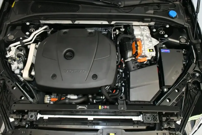 Volvo V60 din 2025 cu 27.500 km - oferta VOL156923 - foto 29