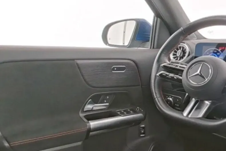 Mercedes-Benz EQA din 2024 cu 22.804 km - oferta MER156925 - foto 9