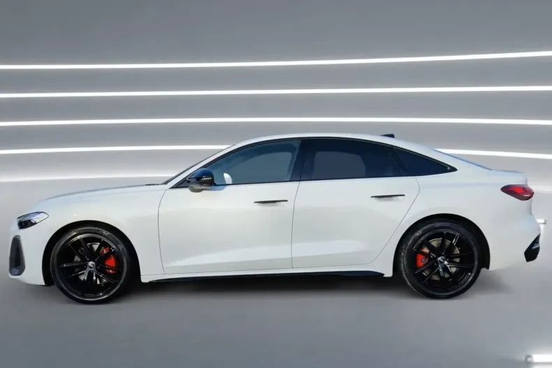 Audi A3 din 2025 cu 12.500 km - oferta AUD156928 - foto 2