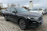 Volkswagen Touareg din 2022 cu 20.993 km - oferta VOL156933 - foto 1