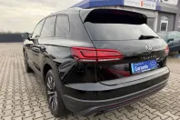 Volkswagen Touareg din 2022 cu 20.993 km - oferta VOL156933 - foto 2