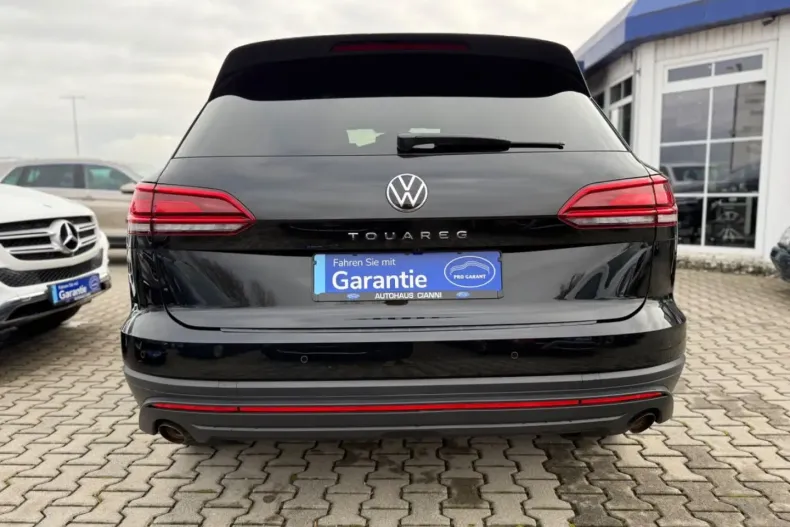 Volkswagen Touareg din 2022 cu 20.993 km - oferta VOL156933 - foto 3
