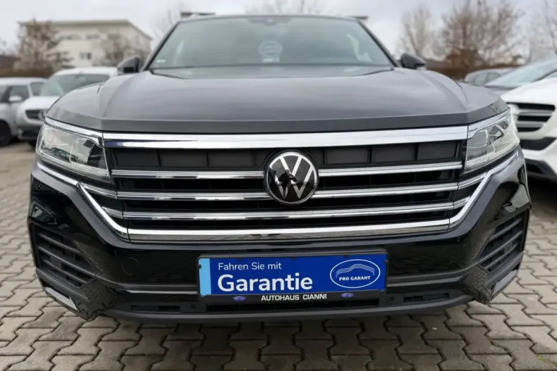 Volkswagen Touareg din 2022 cu 20.993 km - oferta VOL156933 - foto 8