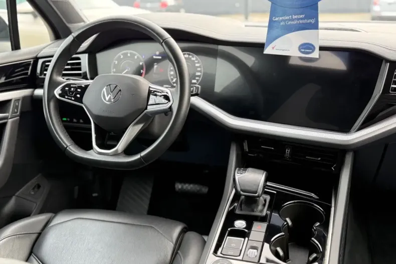 Volkswagen Touareg din 2022 cu 20.993 km - oferta VOL156933 - foto 14