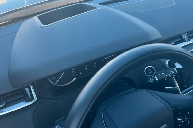 Land Rover Range Rover Velar din 2022 cu 38.600 km - oferta LAN156935 - foto 24