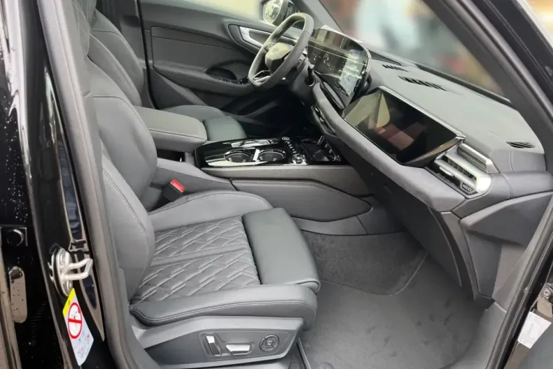 Audi A5 din 2025 cu 15 km - oferta AUD156936 - foto 3