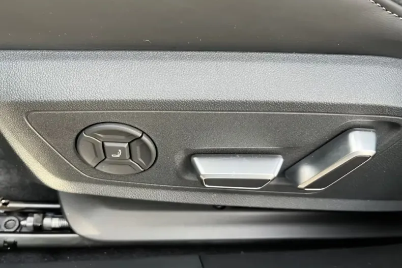 Audi A5 din 2025 cu 15 km - oferta AUD156936 - foto 6