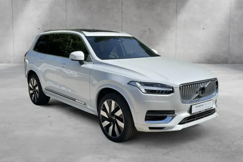 Volvo XC90 din 2024 cu 23.640 km - oferta VOL156940 - foto 2