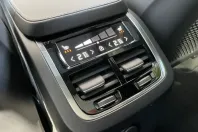 Volvo XC90 din 2024 cu 23.640 km - oferta VOL156940 - foto 27