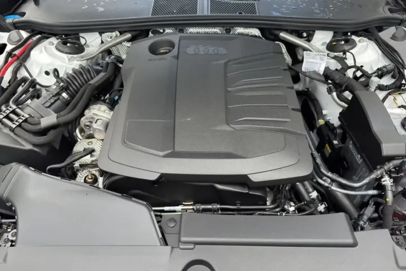 Audi A5 din 2025 cu 2.000 km - oferta AUD156942 - foto 4