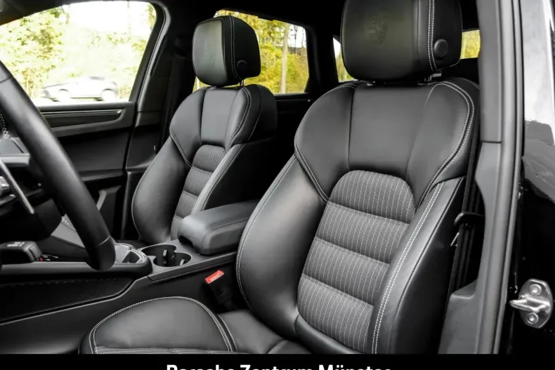 Porsche Macan din 2024 cu 4.150 km - oferta POR156944 - foto 5