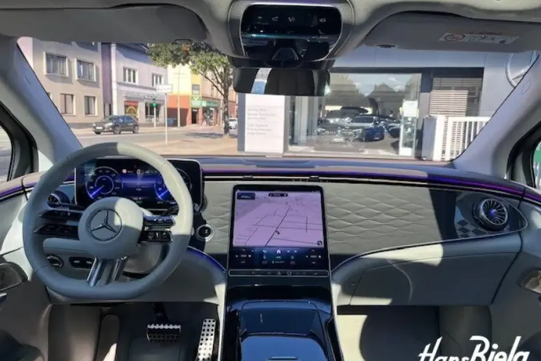 Mercedes-Benz EQE SUV din 2023 cu 4.027 km - oferta MER156948 - foto 9