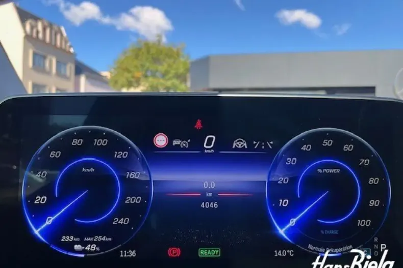 Mercedes-Benz EQE SUV din 2023 cu 4.027 km - oferta MER156948 - foto 15