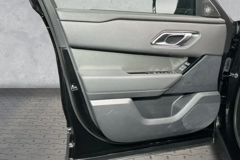 Land Rover Range Rover Velar din 2022 cu 25.600 km - oferta LAN156949 - foto 16