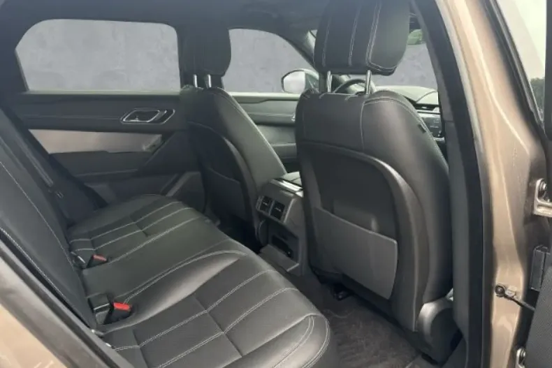 Land Rover Range Rover Velar din 2022 cu 45.278 km - oferta LAN156950 - foto 5