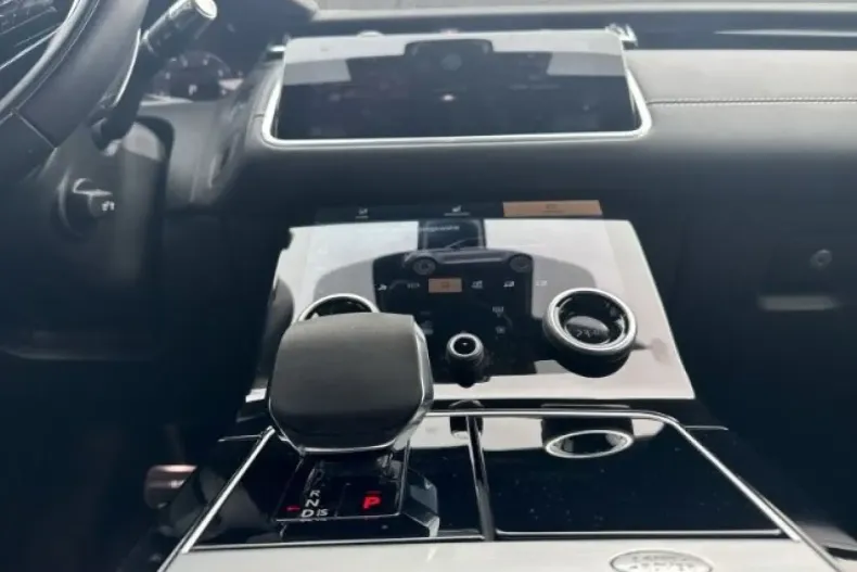 Land Rover Range Rover Velar din 2022 cu 45.278 km - oferta LAN156950 - foto 15