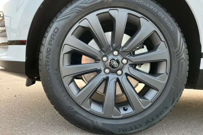 Land Rover Range Rover Velar din 2023 cu 32.500 km - oferta LAN156951 - foto 9