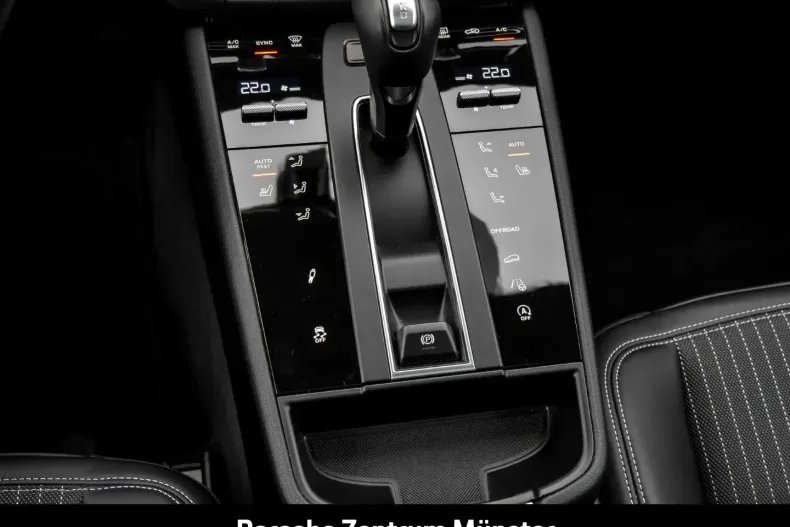 Porsche Macan din 2024 cu 12.350 km - oferta POR156955 - foto 10