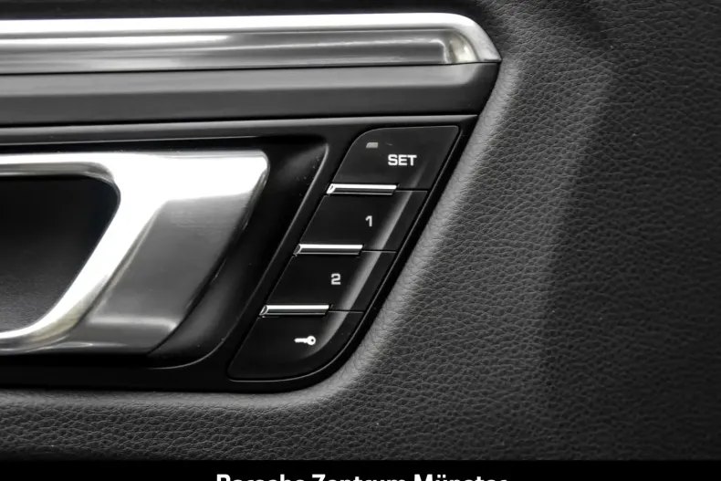 Porsche Macan din 2024 cu 12.350 km - oferta POR156955 - foto 16